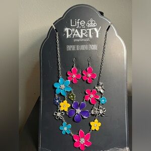 Paparazzi Zi Collection Necklace and Earring set. Brand new/never worn.